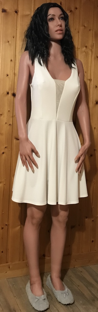 Petite robe blanche 1.jpg